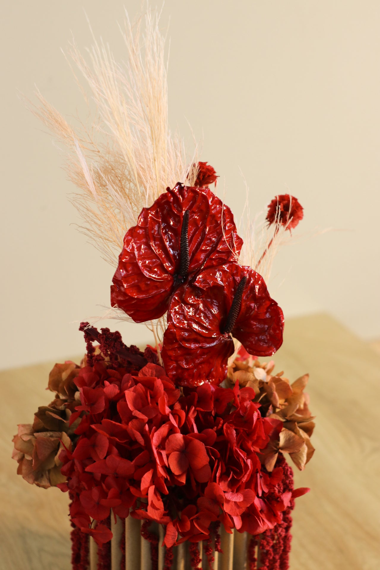 Grande Cardinale Rosso, composizione di fiori stabilizzati