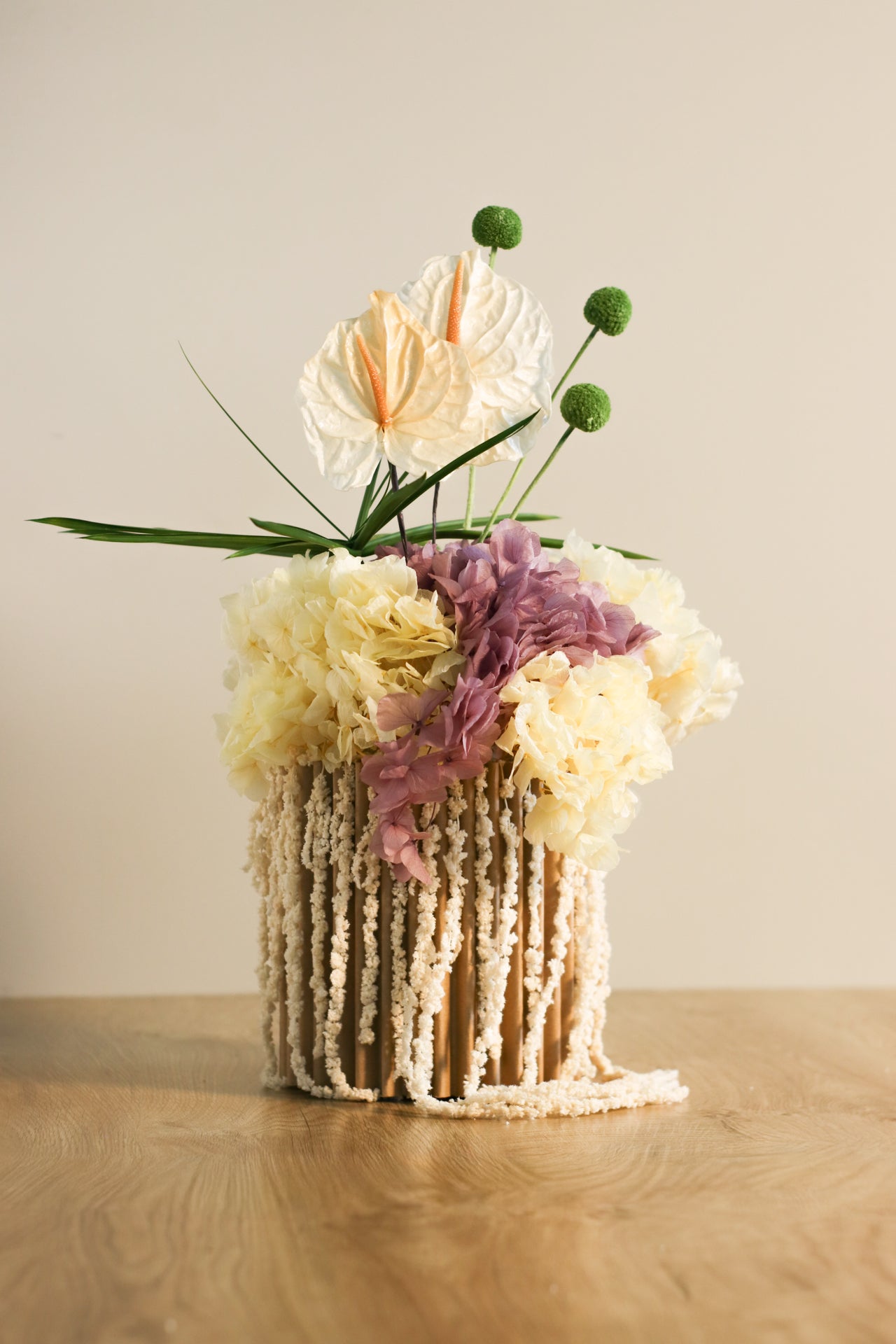 Grande Lunare, composizione di fiori stabilizzati