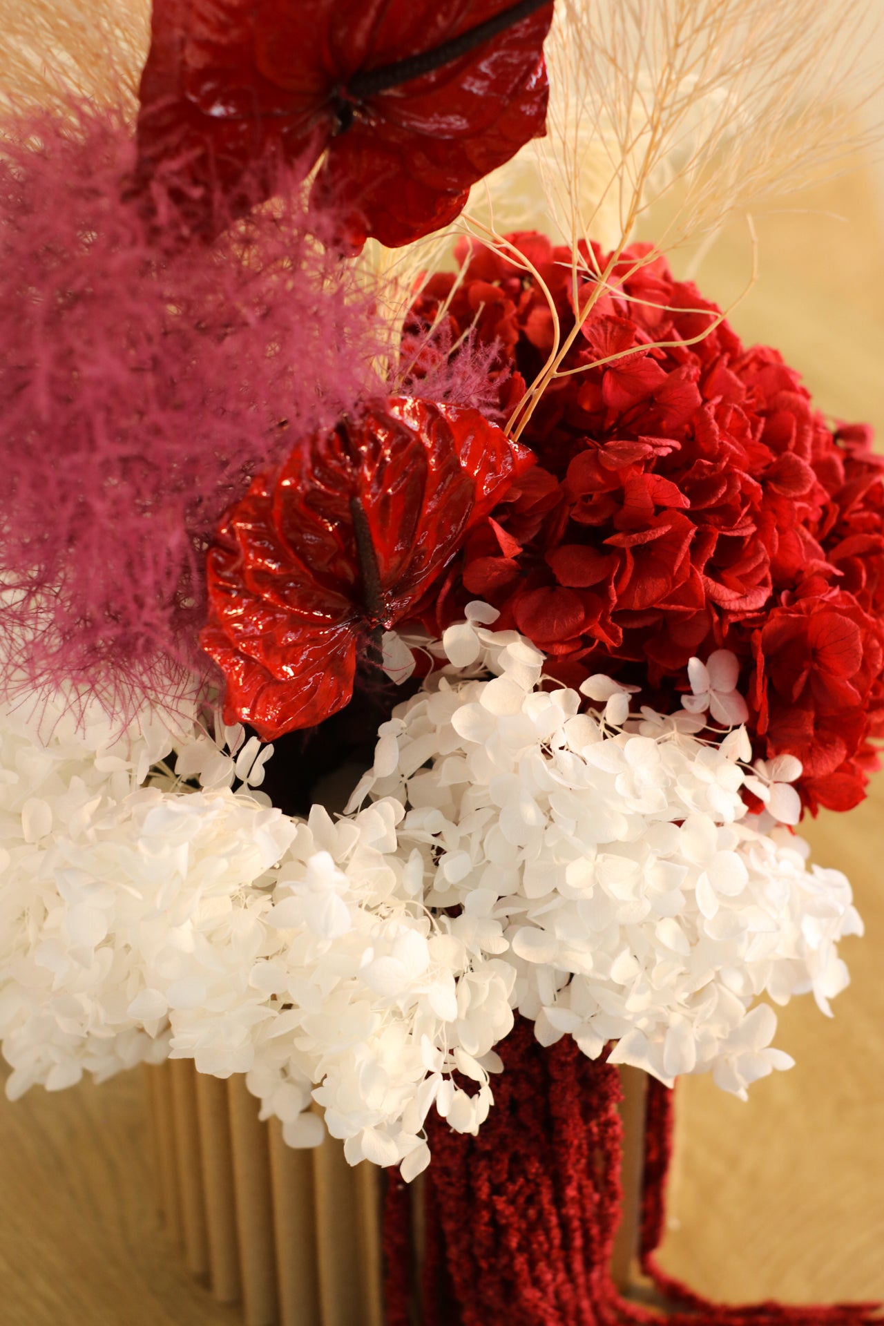 Grande Vermiglio, composizione di fiori stabilizzati